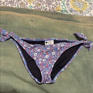 Floral Tie-Side Bikini Bottom